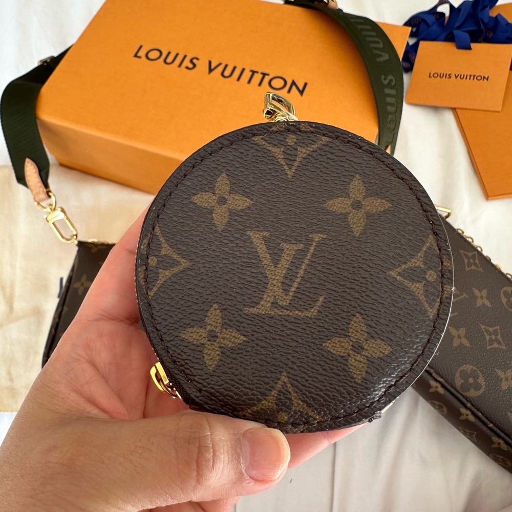 Louis Vuitton Monogram Multi-Pochette Crossbody Bag with Green Strap - Picture 15 of 16